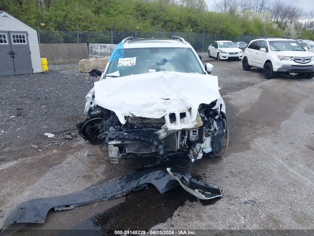 1C4PJMDX3KD122261 Jeep Cherokee Limited 4x4