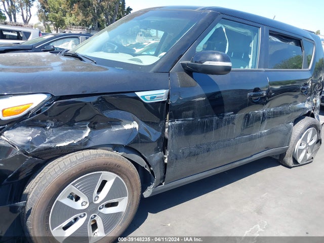 KIA Soul Ev + 2018 KNDJX3AE8J7032375 Image 16