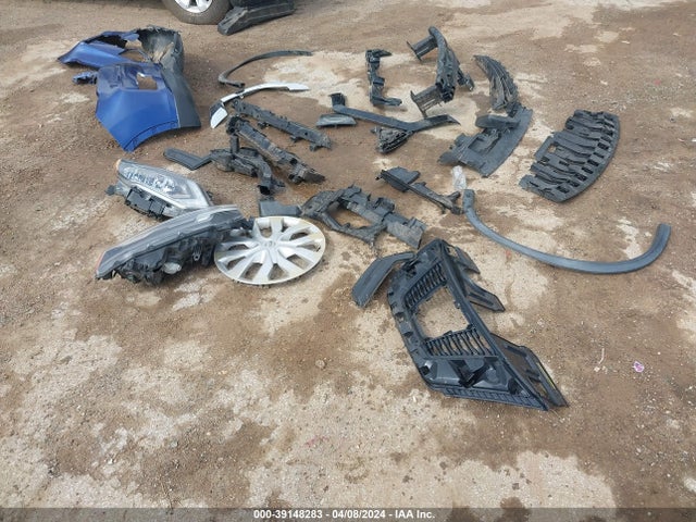 Nissan ROGUE S 2017 KNMAT2MT0HP608048 Image 18
