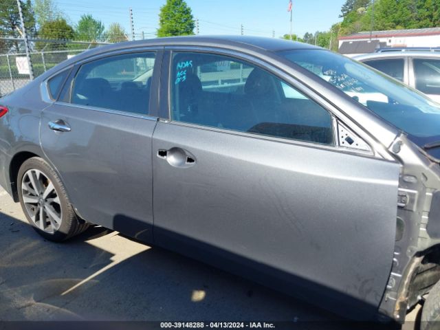 1N4AL3AP9JC116165 Nissan Altima 2.5 Sr