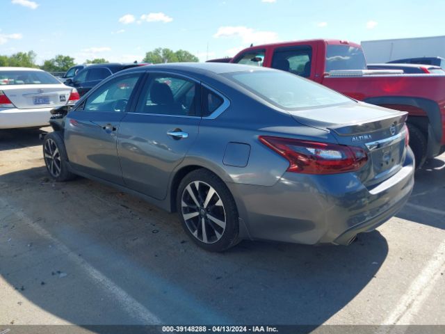 1N4AL3AP9JC116165 Nissan Altima 2.5 Sr