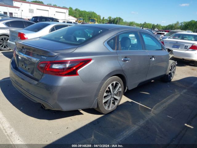 1N4AL3AP9JC116165 Nissan Altima 2.5 Sr