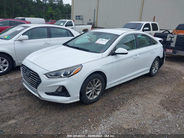 Hyundai SONATA SE 2018 5NPE24AF9JH606458 Image 2