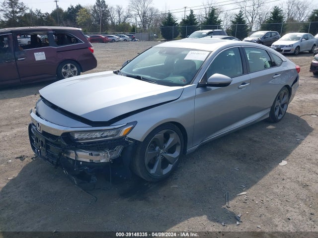 Honda Accord Touring 2018 1HGCV1F98JA122564 Image 2