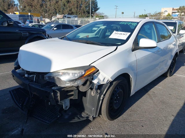 Toyota COROLLA LE 2018 2T1BURHE2JC034580 Image 2