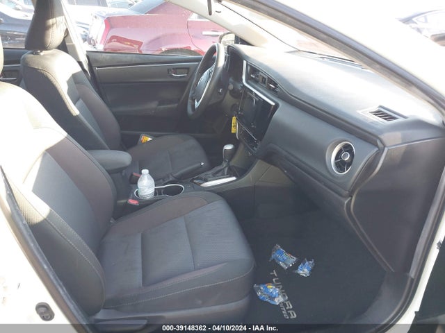 Toyota COROLLA LE 2018 2T1BURHE2JC034580 Image 5