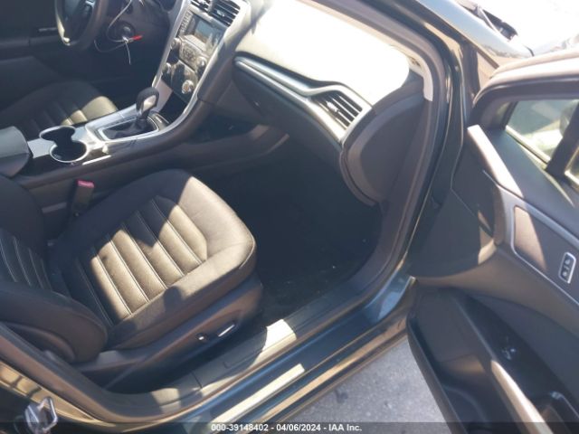 3FA6P0H71FR161592 Ford FUSION SE
