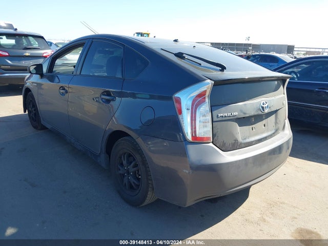 Toyota Prius Two 2015 JTDKN3DUXF0477620 Image 3