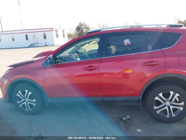 Toyota RAV4 LE 2016 JTMBFREV3GJ098946 Image 14