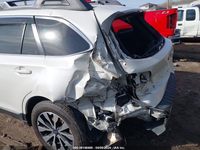 Subaru Outback 2.5i Limited 2015 4S4BSBNC5F3302257 Image 6