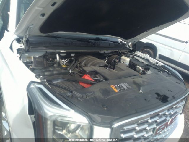 1GKS1HKJ8JR405227 GMC YUKON XL DENALI