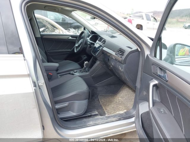 3VV2B7AX2RM033696 Volkswagen Tiguan 2.0t Se