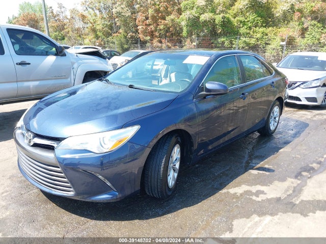 Toyota CAMRY LE 2015 4T4BF1FKXFR496157 Image 2
