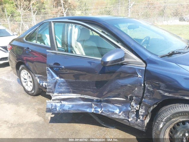 Toyota CAMRY LE 2015 4T4BF1FKXFR496157 Image 6