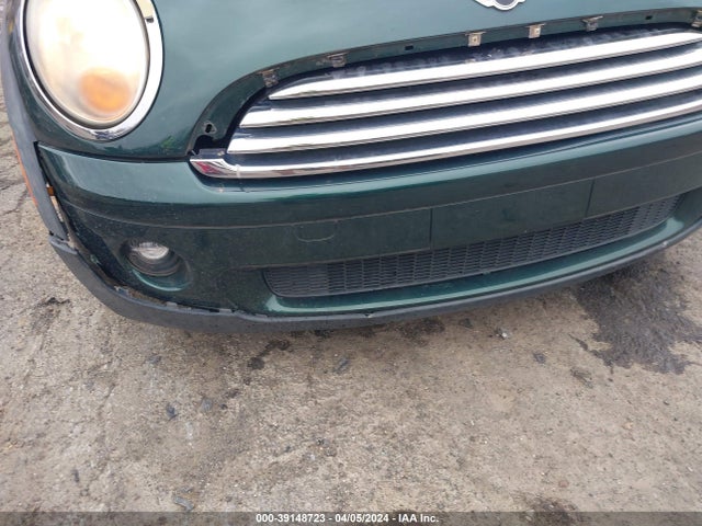 2009 MINI COOPER CLUBMAN WMWML33549TX33033 Photo 5