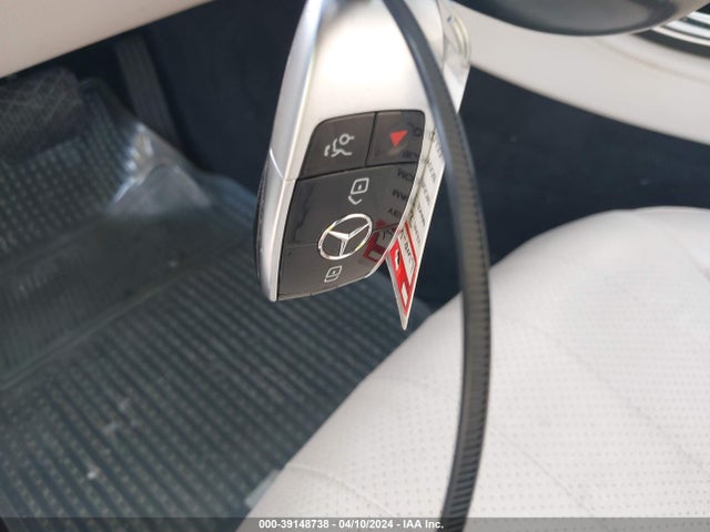 WDDZF4KB0HA130738 Mercedes-Benz E 300 4matic