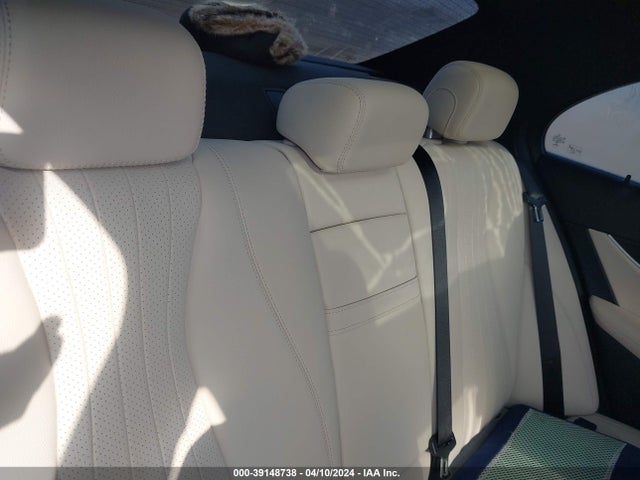 WDDZF4KB0HA130738 Mercedes-Benz E 300 4matic