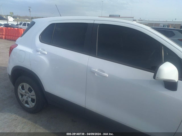 Chevrolet TRAX LS 2019 3GNCJKSB1KL144884 Image 14