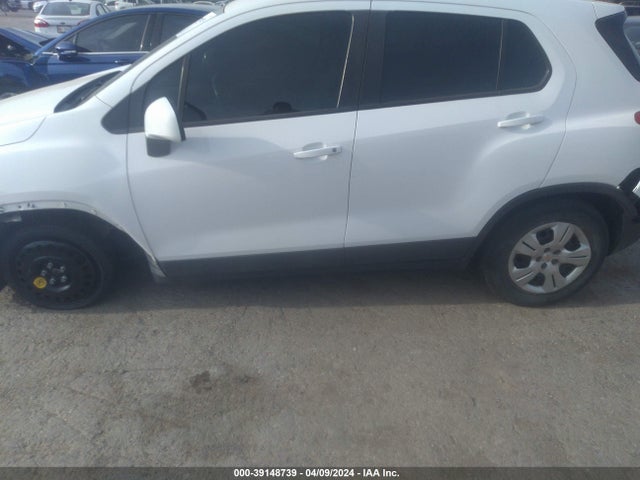 Chevrolet TRAX LS 2019 3GNCJKSB1KL144884 Image 15