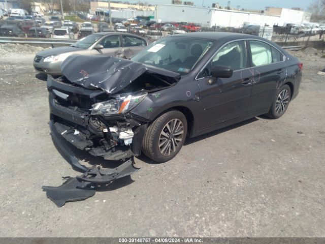 4S3BNAB67J3013829 Subaru Legacy 2.5i