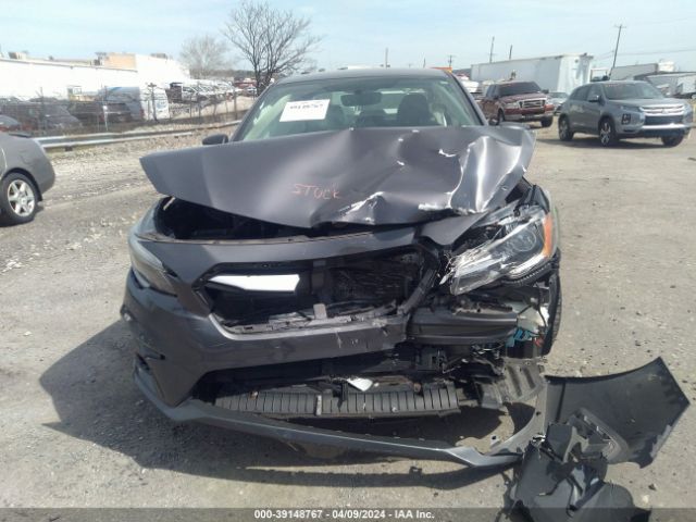 4S3BNAB67J3013829 Subaru Legacy 2.5i