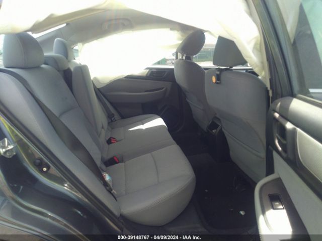 4S3BNAB67J3013829 Subaru Legacy 2.5i