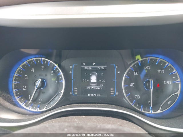 2C4RC1CGXHR622037 Chrysler Pacifica Lx