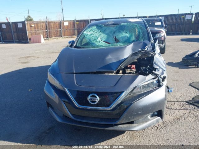 1N4AZ1CP2JC317681 Nissan LEAF SV