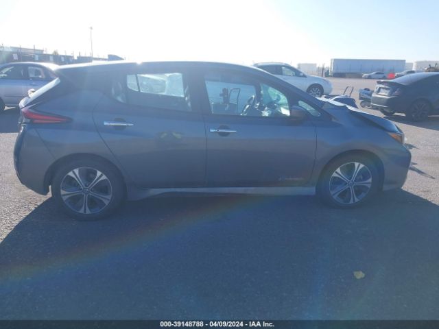 1N4AZ1CP2JC317681 Nissan LEAF SV