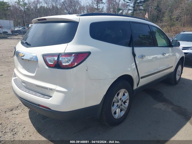 Chevrolet Traverse Ls 2015 1GNKVFKD5FJ244492 Image 4