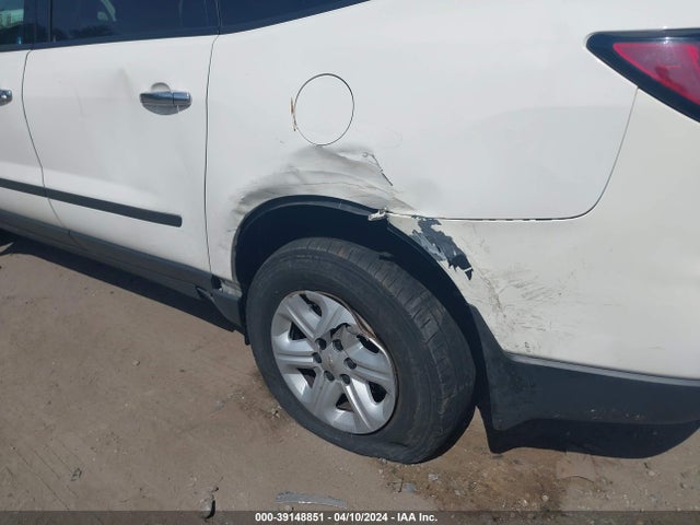 Chevrolet Traverse Ls 2015 1GNKVFKD5FJ244492 Image 6