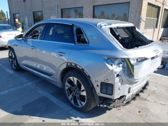 WA1AAAGE9NB023971 Audi E-tron Premium Quattro