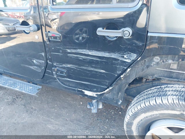 1C4BJWDG0HL551734 Jeep Wrangler Unlimited Sport 4x4