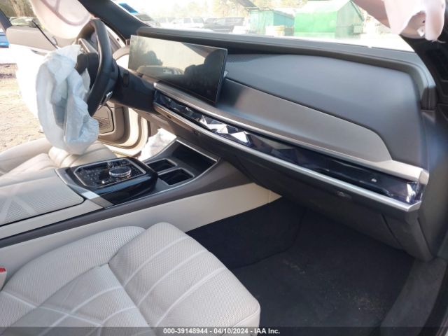 2023 BMW 740 WBA23EH01PCL92686 Photo 4