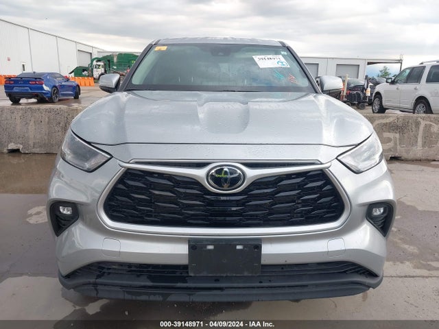 Toyota Highlander Le 2022 5TDBZRBH1NS596259 Image 12