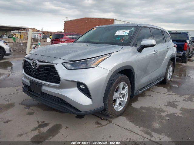 Toyota Highlander Le 2022 5TDBZRBH1NS596259 Image 2
