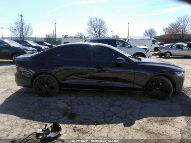 7JRL12FZXNG172130 Volvo S60 B5 Momentum