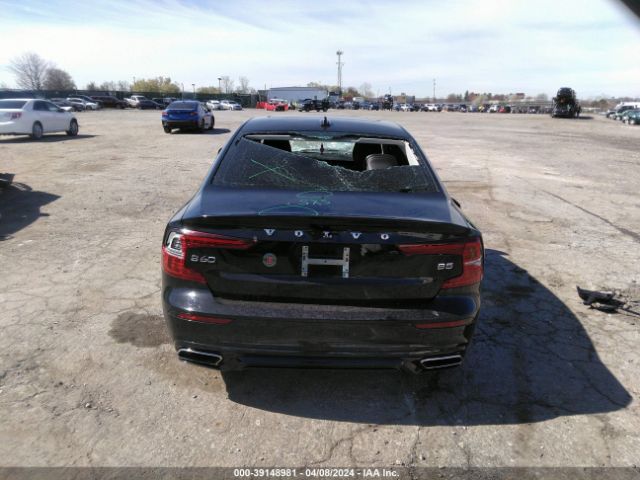 7JRL12FZXNG172130 Volvo S60 B5 Momentum