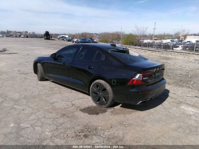 7JRL12FZXNG172130 Volvo S60 B5 Momentum