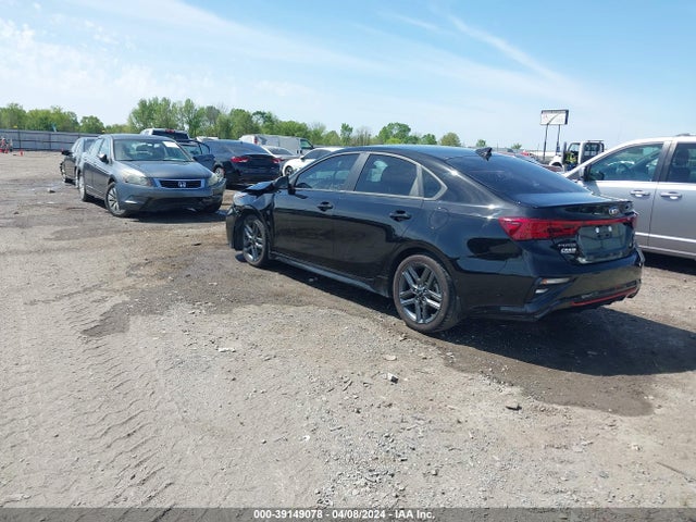 39149078 :رقم المزاد ، 3KPF34AD0ME375555 vin ، 2021 Kia Forte Gt-line مزاد بيع