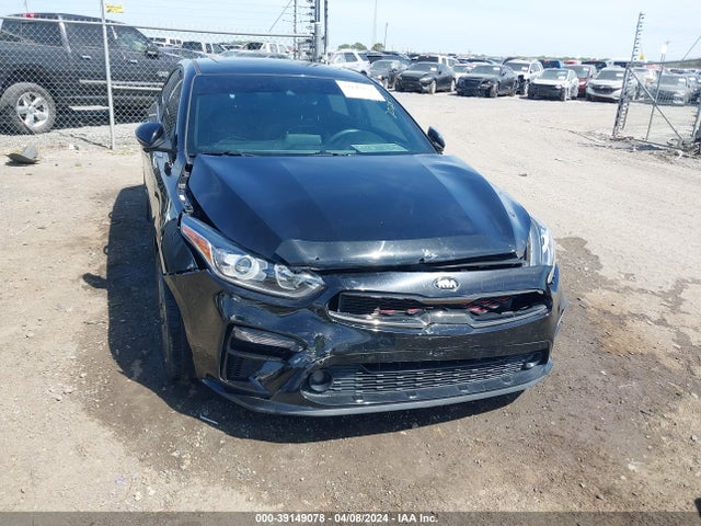 39149078 :رقم المزاد ، 3KPF34AD0ME375555 vin ، 2021 Kia Forte Gt-line مزاد بيع