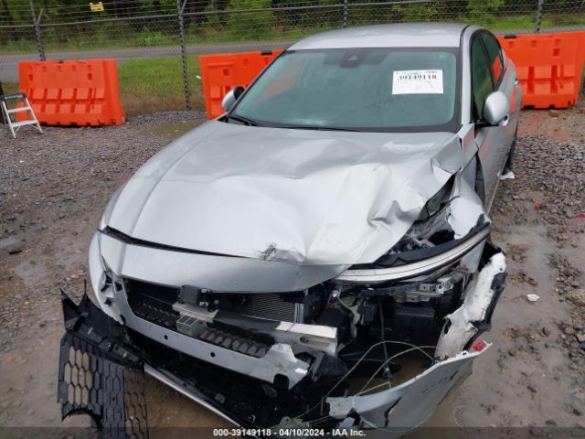 1N4BL4DV0NN303518 Nissan Altima Sv Fwd