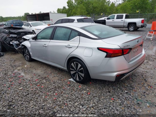 1N4BL4DV0NN303518 Nissan Altima Sv Fwd