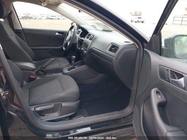 3VW1K7AJ6EM379666 Volkswagen Jetta 2.0l S