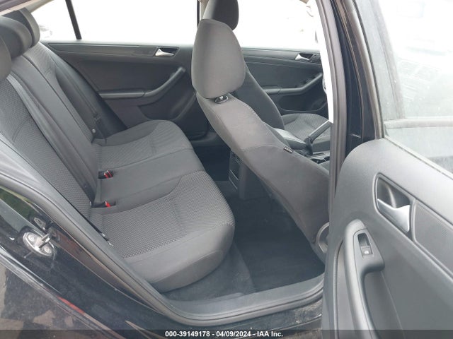 3VW1K7AJ6EM379666 Volkswagen Jetta 2.0l S