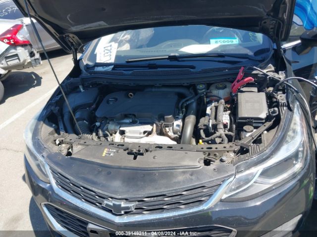 1G1BE5SMXJ7223056 Chevrolet Cruze Lt Auto