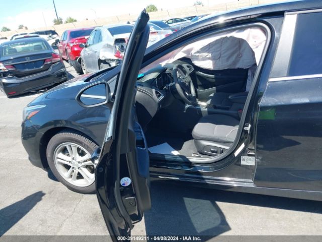 1G1BE5SMXJ7223056 Chevrolet Cruze Lt Auto