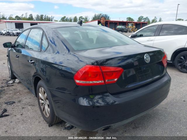 1VWAT7A34EC064199 Volkswagen Passat 1.8t Wolfsburg Edition