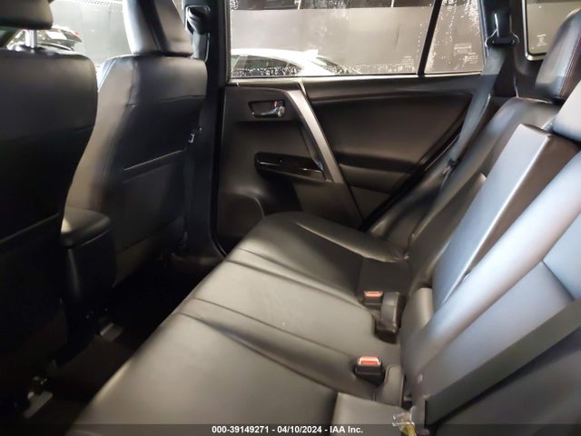 Toyota RAV4 SE 2017 JTMJFREV4HD207555 Image 8