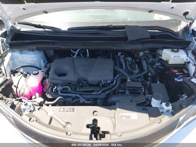Toyota SIENNA XLE 2023 5TDJRKEC2PS175348 Image 10
